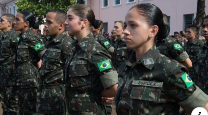 Aprovado projeto de lei, que permite alistamento de mulheres no exército. 🇧🇷💪🏼