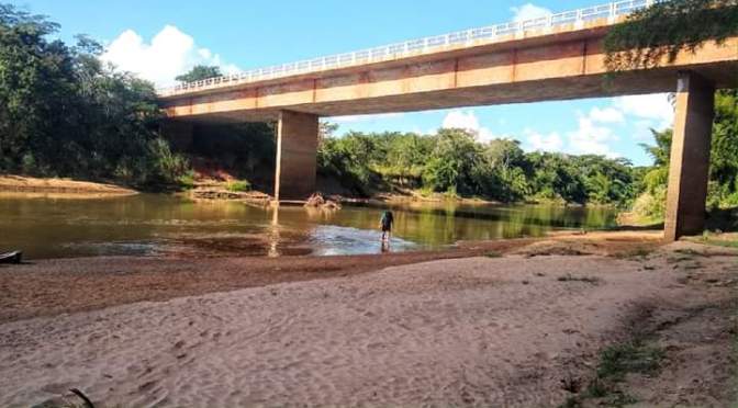 Rio Miranda, quase seco entre Jardim e Guia Lopes, pode sumir em menos de 10 anos, por falta de proteção Ambiental (SOS)
